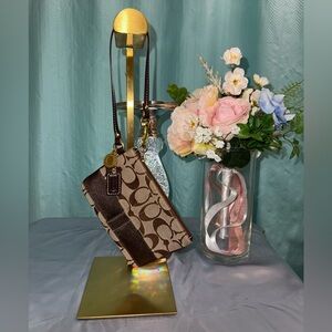 NWOT - Coach Tan and Brown Monogram Wristlet